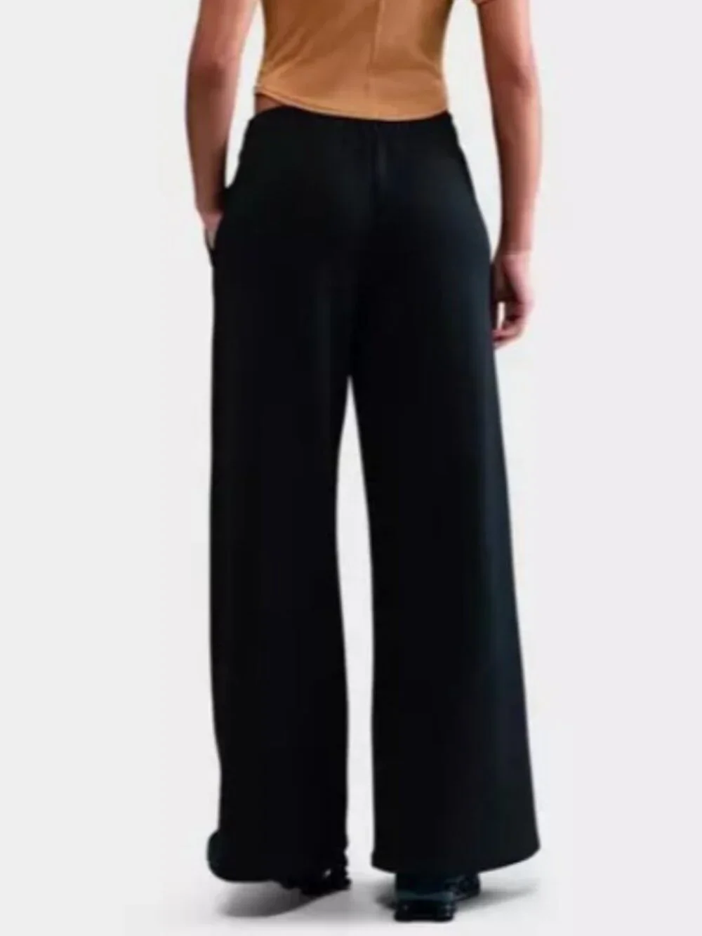 Nike WMNS Sportswear Tailored Trouser Pants HV5141-010 Sz Medium Black
